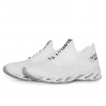 Meeste mood valged tossud v&otilde;rkkangast hingav jalatsitald, kulumiskindel suur meeste kingad 40 valge