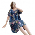 Naiste &ouml;&ouml;s&auml;rk avara lillemustriga &uuml;mara kaelusega plisseeritud l&uuml;hikeste varrukatega p&otilde;lvedeni koduriietus vabaaja midikleit daami &ouml;&ouml;s&auml;rk Midikleit