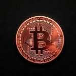 BITCoini kunstikollektsioon Kullatud f&uuml;&uuml;silised Bitcoinid BTC koos &uuml;mbristega kingitus F&uuml;&uuml;siline metallist antiikne h&otilde;bem&uuml;nt roosa