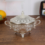 Kaane ja lusikaga suhkrutoos, maitseainepott, lauan&otilde;ud, pulmade serveerimisn&otilde;ud, kaunistus, dosaator, v&uuml;rts