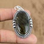 Looduslik labradoriit S&uuml;nnip&auml;ev Pulmad K&auml;sitsi valmistatud Ripats Ehted Sterlingh&otilde;be