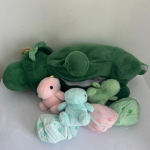 Loominguline Triceratopsi pehme m&auml;nguasi Stegosauruse emaloomu m&auml;nguasi Dinokleit Laste dinosaurusm&auml;nguasi S&uuml;nnip&auml;evakingitused 50cm roheline
