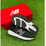 New Balance W413LB2 Must Valge &ndash; Naiste kerged jooksu- ja spordijalatsid 36