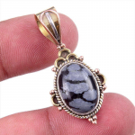 Looduslik lumehelbe obsidiaan v&auml;&auml;riskivi 925 prooviga h&otilde;be kahev&auml;rviline ripats 1,50 O0a88