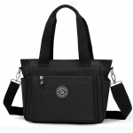 Naiste kandekott Nailonist veekindel &otilde;lakott Suure mahutavusega naiste k&auml;ekott must