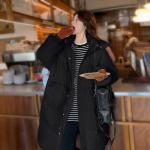 Naiste k&otilde;rgekvaliteediline udusulejakk, lai keskmise pikkusega jope XL must