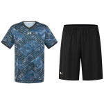 Under Armour v&auml;rviplokkidega triibuline vabaaja niiskust juhtiv pusa l&uuml;hikeste varrukatega s&auml;rk keskmise v&ouml;&ouml;kohaga pingutusn&ouml;&ouml;riga l&uuml;hikesed p&uuml;ksid Spordikomplekt 23500503-343+24500204-001 M