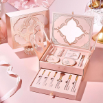 Sotilan &Uuml;he Hirve S&uuml;gav Armastus Meigikomplekt: Huulepulk ja Cushion kingitus naisele/t&uuml;druks&otilde;brale Full Makeup Set