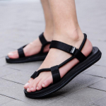 Suvised pl&auml;tud paarile Ranna v&auml;listingimustes kasutamiseks m&otilde;eldud meeste pl&auml;tud 41 must