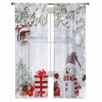 J&otilde;ulud lumehelves lumememm Holly kuusepuu aken t&uuml;llkardinad elutuppa k&ouml;&ouml;ki j&otilde;ulukaunistused l&auml;bipaistvad voile kardinad