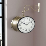 Jaama seinakell, mis on riputatud stiilis platvormi raudteekell, kodukaunistus