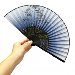 Kokkupandav ventilaator Elegantne lillemustriline k&auml;eshoitav ventilaator tutiripatsiga Kerge kaasaskantav ventilaator j&otilde;udluse tagamiseks A