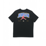 Air Jordan Gfx L&uuml;hikeste varrukatega &Uuml;mmarguse kaelusega Spordis&auml;rk Suure logotr&uuml;kiga Meeste Topid Must DM3218-010 S