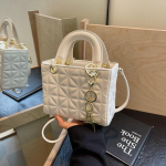 Niche disainiga kott Uus naiste kott Populaarne mitmek&uuml;lgne kuulsuste crossbody k&auml;ekott