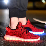 Led Light Up Kingad vabaaja valgustusega tossud Meeste helendavad kingad naistele Meeste USB laadija helendavad tossud valgustusega 40