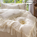 3 tk elegantne roosikujuline tikitud voodipesukomplekt pitsiga tekikottide komplekt (1*Tekikott + 2*Padjap&uuml;&uuml;r, Ilma sisuta)Magamistoa k&uuml;lalistoa jaoks 135x200cm kreemikas