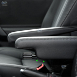 2 tk Auto Tarvikuid Salongi K&uuml;lgistme K&auml;etoe K&auml;epide Nahast Kate Sisekate Land Rover Freelander 2 2007 - 2015 jaoks