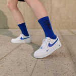 Meeste tossud Nike Air Force 1 Low '07 'Carbon Fiber Swoosh - White Game Royal' 42.5 blue