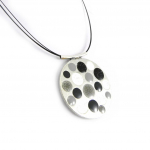 NOA [H4719] - Collier Cr&eacute;ateur 'Coloriage' noir blanc double face must