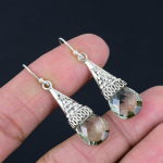 Rohelise Amet&uuml;sti V&auml;&auml;riskiviga K&otilde;rvar&otilde;ngad Massiivne 925 Sterlingh&otilde;be K&auml;sitsi Valmistatud Ripatsiga K&otilde;rvar&otilde;ngad Ehted S&otilde;brap&auml;eva Kingitus Armastatutele