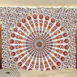 BLESS INTERNATIONAL India hipi Bohemian Psychedelic Mandala Seinale riputatav voodipesu vaip Poster pruun/oranž