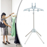 Triikimislaua reguleeritavad vardad Alumiiniumist kokkupandav riidepuu must