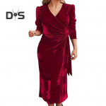 Naiste s&uuml;gisene kevadkleit V kaelusega &uuml;hev&auml;rviline pits, liibuv v&ouml;&ouml;koht, samet s&auml;&auml;re keskpaigani, pikk varrukatega, plisseeritud kohtingule s&otilde;itev midikleit M roheline