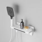 Kaskaadiga vannisegisti du&scaron;ikomplekt majapidamise vannitoa seinale paigaldatav messingist kuuma ja k&uuml;lma segistikraan vannidu&scaron;i pea hall