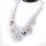 NOA [G5891] - Collier Cr&eacute;ateur 'Emilie' marron pruun