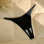 Ice Silk Women &Otilde;mblusteta stringid Pisikesed stringid Alusp&uuml;ksid Kerged bikiinid Alusp&uuml;ksid Fitness Sprots Tangas Ujumisp&uuml;ksid V stringid T-selja aluspesu naistele S