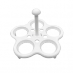 Tahke muna keetmisrest k&otilde;rge temperatuuriga plastikust munade keetmine valge