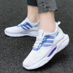 Meeste lendavad v&otilde;rktossud, n&ouml;&ouml;riga vabaajajalatsid, moejooksujalatsite unisex korea versioon 39 valge