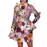 Kevadine naiste kleit v&auml;rvilise lillelise tikandiga pitsist l&auml;bipaistva v&otilde;rgusilma pikkade varrukatega &otilde;hukese l&otilde;ikega &uuml;mbrisega M aprikoosi