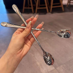 Roostevabast terasest &uuml;mmargune lusikas V&otilde;rkpunane Kuldne &otilde;htus&ouml;&ouml;k Pika varrega segav magustoit 1PCS