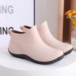 Vihmasaapad Naiste mood &otilde;uesaapad vihmasaapad t&auml;iskasvanutele, kulumiskindlad kummist kingad suvised libisemiskindlad veekindlad l&uuml;hikese toruga vihmasaapad 40 khaki