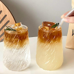 L&auml;bipaistev kohvitass kokteiliklaasid vertikaalse mustriga Phnom Penhi klaas veeklaas mahliklaas kohvi viskiklaasid 1PCS