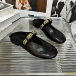 Uued nahast elegantse temperamendiga metallpandlaga kalasuuga sussid Moodsad madalad kingad Lahedad sussid Suvetrend Zapatos Mujer 35 must