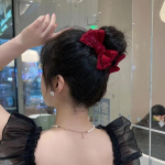 &Otilde;rn Velvet Bow Bun Juukseklamber Suur esmaklassiline juukseklamber French Pearl Back juukseklamber