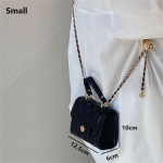 Elegantne Naiste PU Nahast Crossbody Kotid Keti Metallist Lillega Klapp K&auml;ekotid K&otilde;rge Kvaliteediga Rombikujuline V&otilde;rkmini Ruudukujulised &Otilde;lakotid white