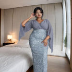 2025 Elegant V-kaelusega &scaron;ifoonist litritega &otilde;htukleit S h&otilde;bedane hall v&auml;rv