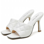 20242024 Varba Punane Klipskingad King Must PU K&otilde;rge Kontsaga Kingad Naiste Sandaalid Sandaalid Naiste Kingad Zapatos Mujer 35 valge
