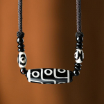 &Uuml;heksa silmaga Tianzhu ahhaat kaelakee, mitmek&uuml;lgne meestele ja retro personaalne aksessuaar naistele 50CM(Necklace Size)
