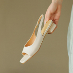 Suvised naiste nahast suure suurusega sandaalid ruudukujulise ninaga madala kontsaga mugavad uued Rooma sandaalid veiseliha k&otilde;&otilde;luse pehme tallaga pandlaga tagant avatud 33