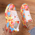 Moodsad Graffiti spordijalatsid 2024. aasta kevadeks ja s&uuml;giseks Uued mugavad paksu tallaga naistekingad v&auml;lispidiseks kandmiseks Trafza 43