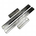 Ford Focus 2009-2015 auto l&auml;vepaku uksekaitse kaitse astmevagunile Kvaliteetne roostevabast terasest dekoratiivauto 2009-2011