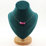 Pierres et Min&eacute;raux. Collier 3 perles Agate craquel&eacute; Fuchsia 8 mm. Chaine en acier Collier femmes, hommes. Taille personnalisable.