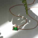 [Luvre Pariis] Metsa Smaragd Kaelakee Na0379