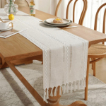 Majapidamises kasutatav &uuml;hev&auml;rviline maal&auml;hedane laualina ristk&uuml;likukujuline s&ouml;&ouml;gilaua kate tuttidega laualipp s&ouml;&ouml;gilaud (Beige,12.99x72.05 in) beež