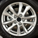 Mazda CX-5 &uuml;hilduv Touareg Angkesaila terasest ja alumiiniumist veljeketas Model A gray