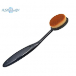 Pehmete harjastega jumestuspintsel Looge meik h&otilde;lpsasti kaasaskantava pika varrega naiste meigipintsliga A